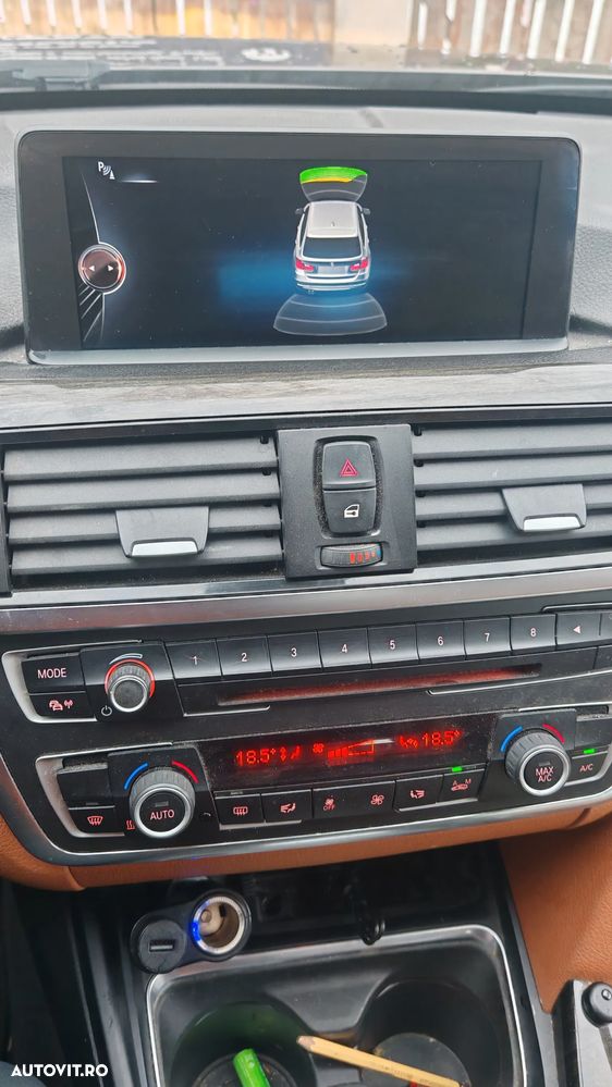 BMW Seria 3 318d Aut. Luxury Line - 19