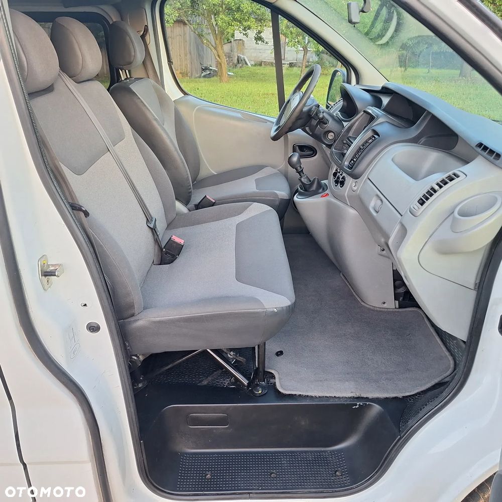 Renault Trafic - 19