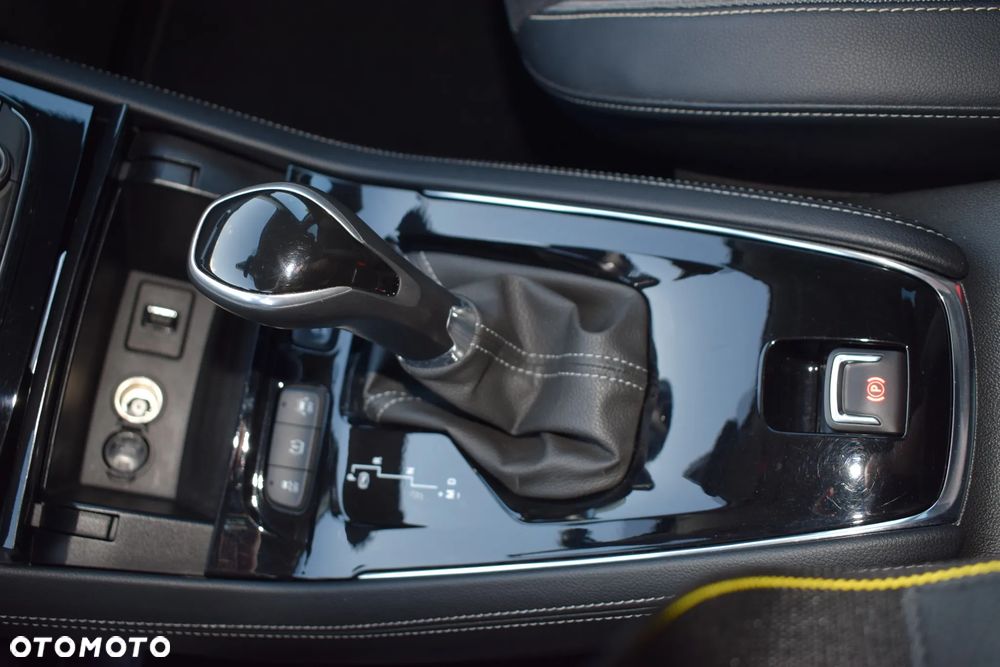 Opel Grandland X 1.6 Start/Stop Automatik Business INNOVATION - 31