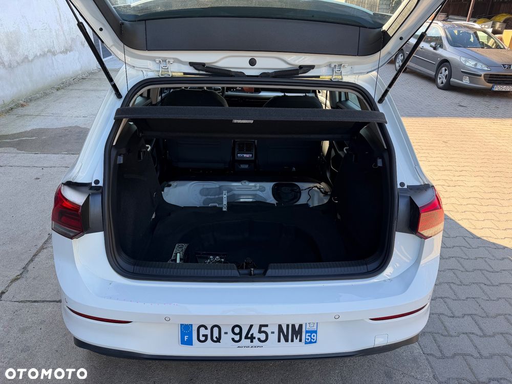 Volkswagen Golf 2.0 TDI SCR Life - 37