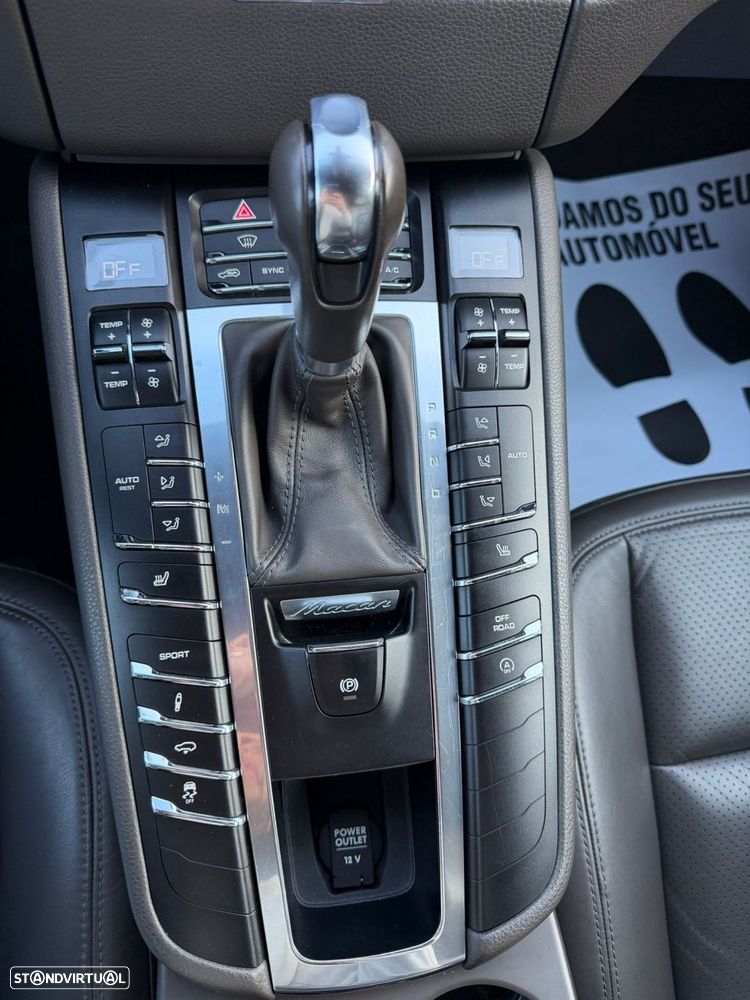 Porsche Macan S - 32