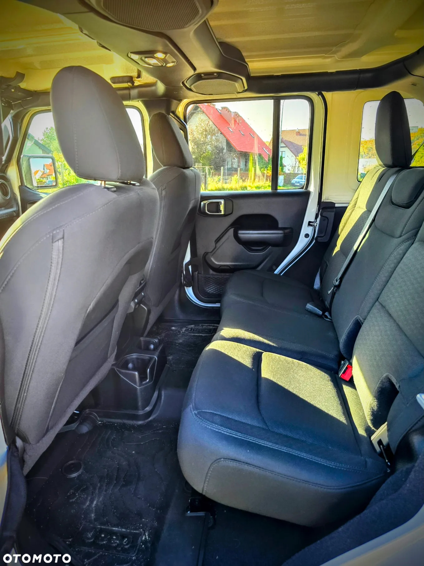 Jeep Wrangler - 11