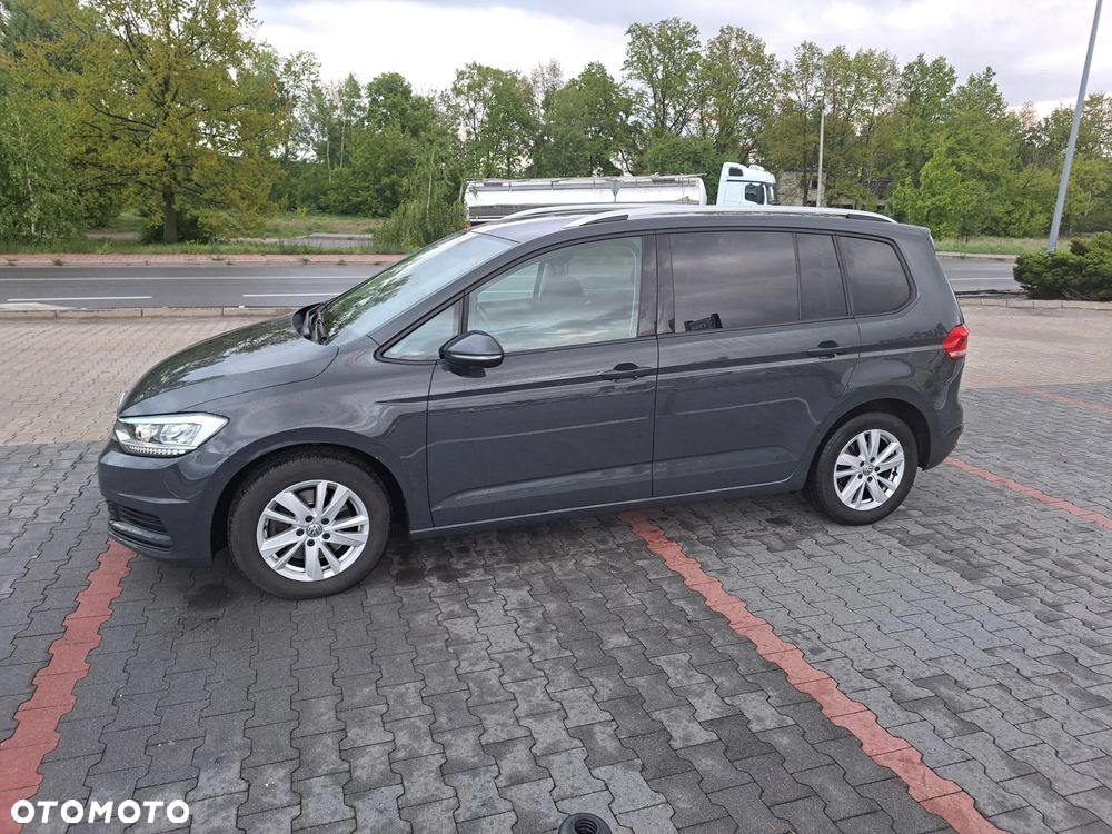 Volkswagen Touran 2.0 TDI BMT Comfortline DSG - 2