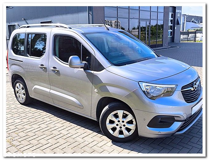 Opel Combo 1.5 D 75kW GS - 4