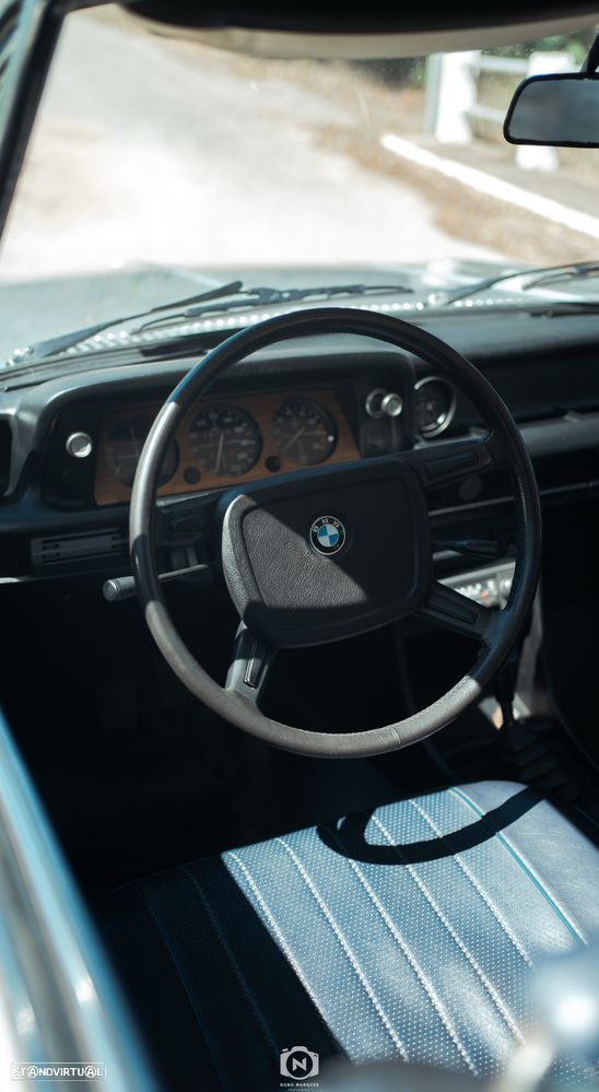 BMW 2002 - 41