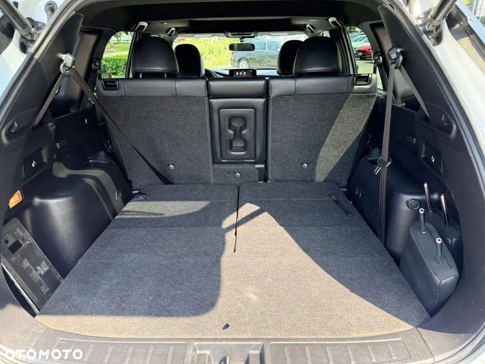 Mitsubishi Outlander - 21