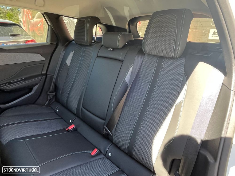 Peugeot 308 SW PureTech 130 EAT8 Allure - 39