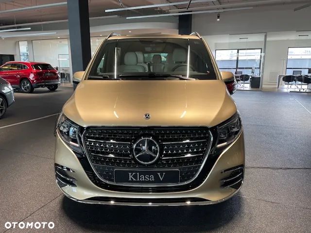 Mercedes-Benz Klasa V 300 d 4-Matic Exclusive 9G-Tronic (d³ugi) - 4