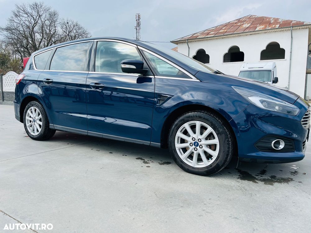 Ford S-Max 2.0 TDCi Powershift Titanium - 2