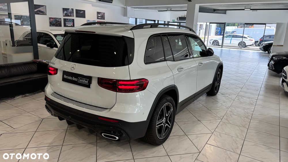 Mercedes-Benz GLB 200 AMG Line 7G-DCT - 5