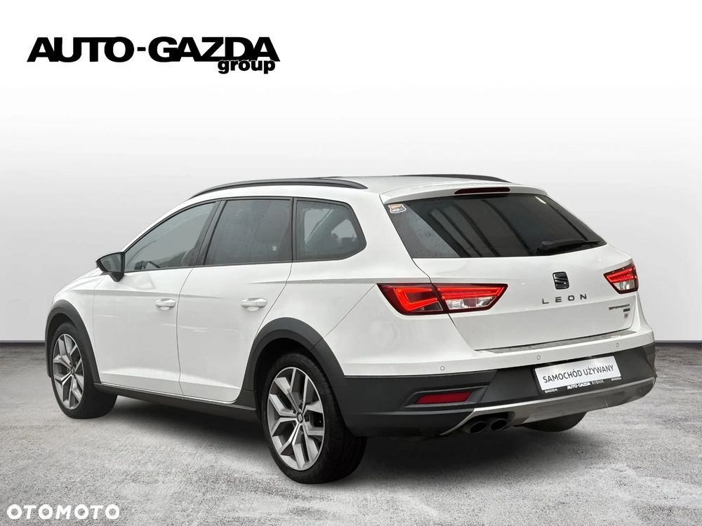 Seat Leon 2.0 TDI Start&Stop 4Drive DSG X-Perience - 2