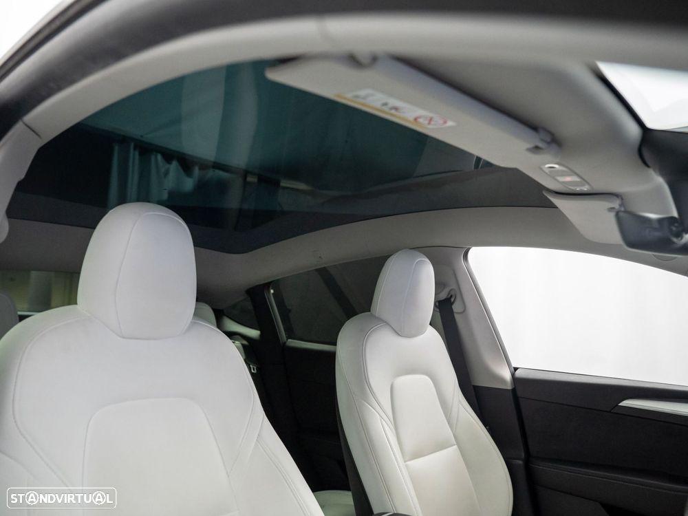 Tesla Model Y Long Range Tração Integral - 38