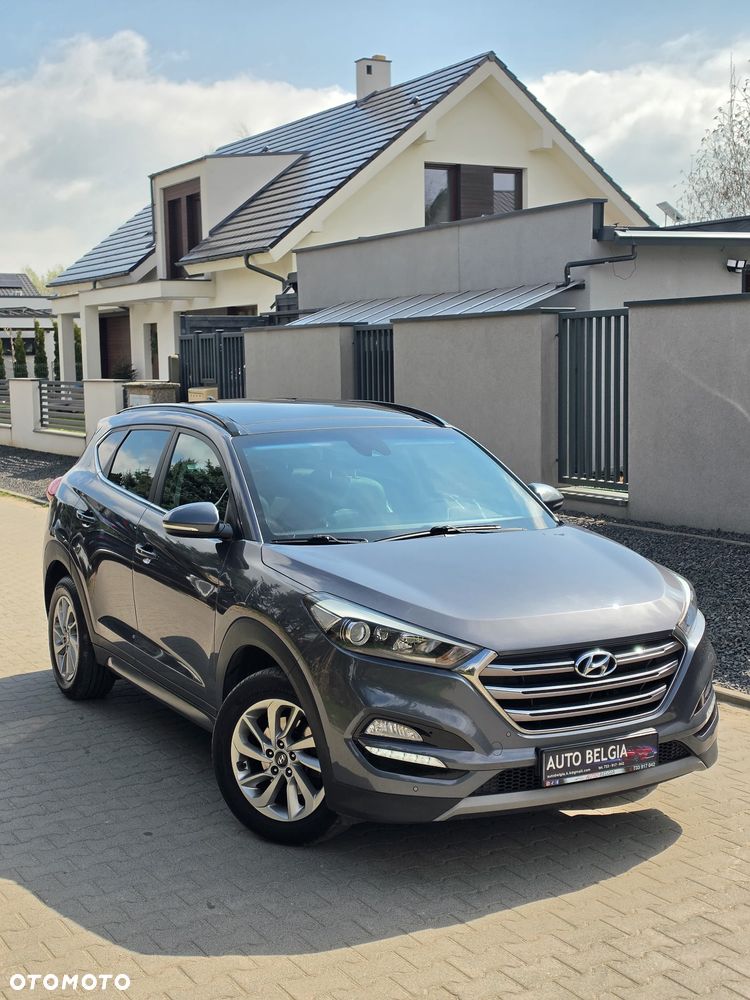 Hyundai Tucson 1.7 CRDI BlueDrive Style 2WD - 2
