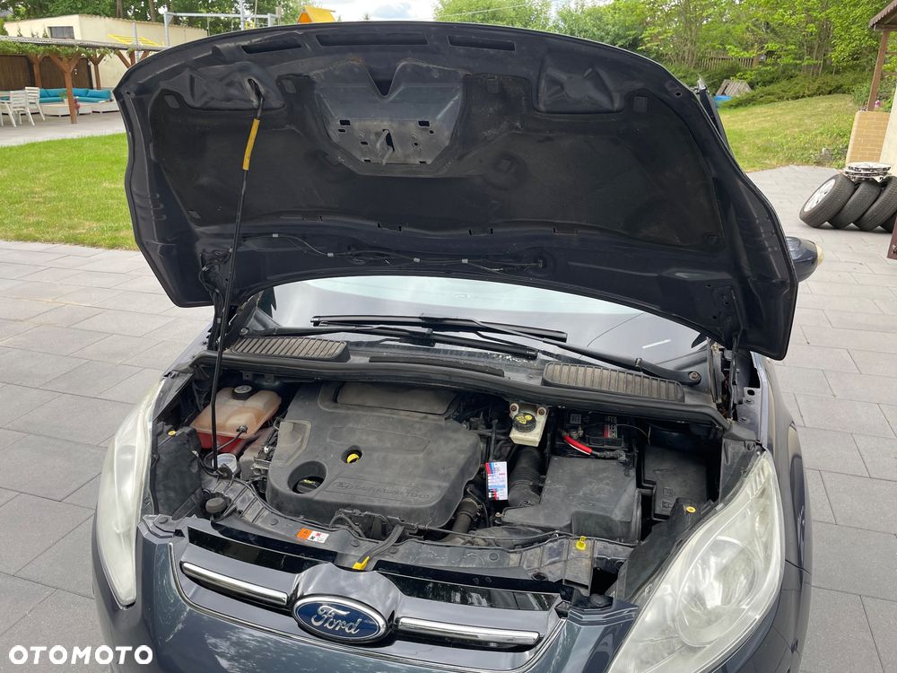 Ford Grand C-MAX - 33