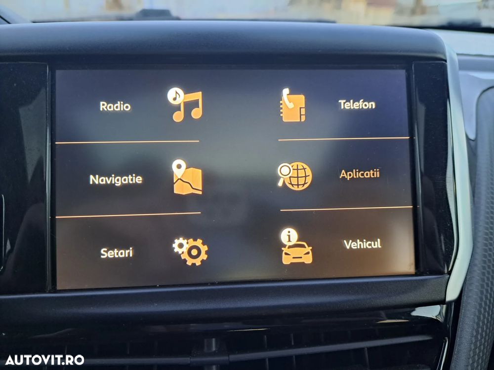 Peugeot 2008 PureTech 130 GPF Stop&Start Allure - 33