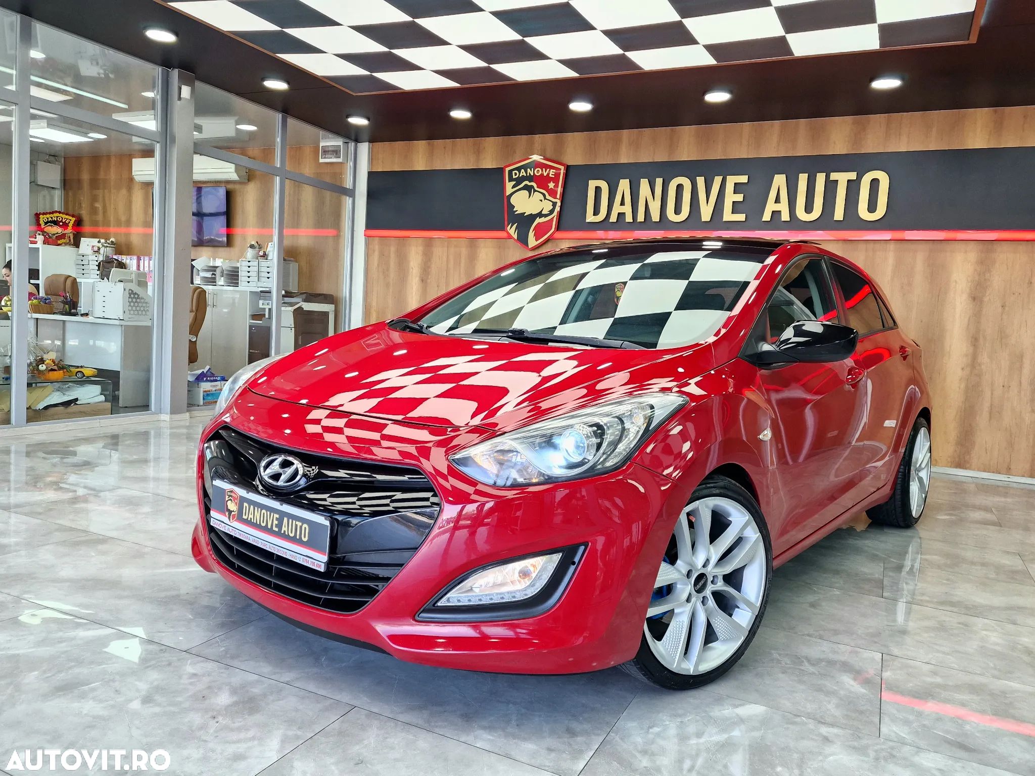 Hyundai i30 1.6 CRDI Passion - 1