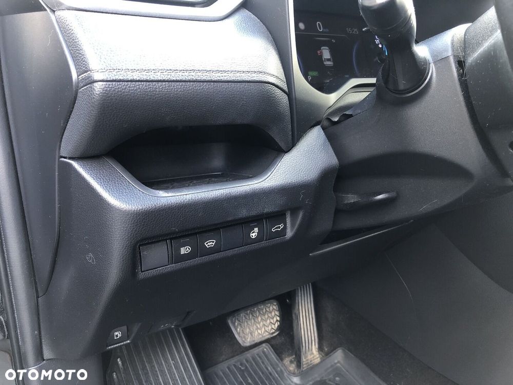 Toyota RAV4 - 10