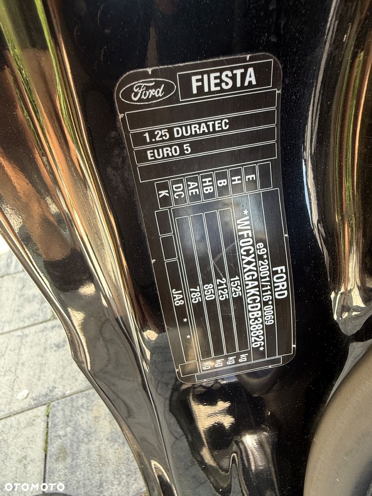 Ford Fiesta 1.25 Gold X - 27