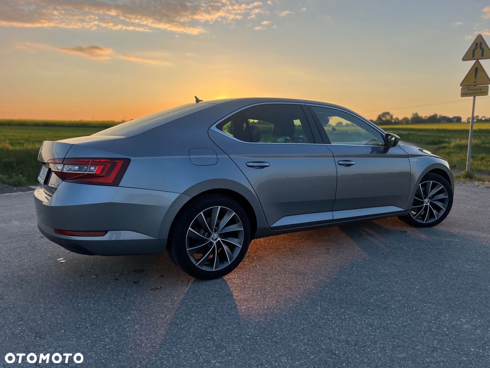 Skoda Superb 2.0 TDI SCR 4x4 L&K DSG - 21