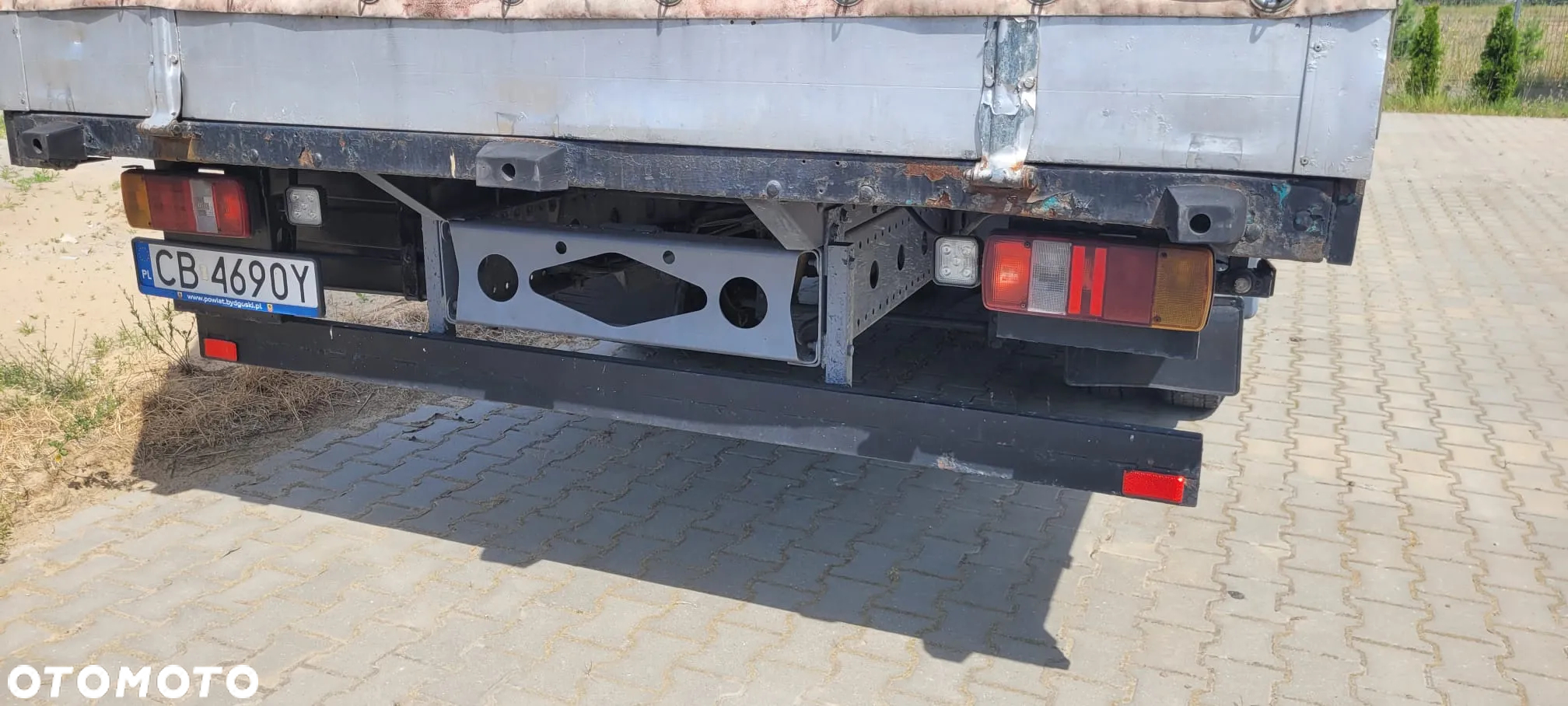 Mercedes-Benz ATEGO - 10
