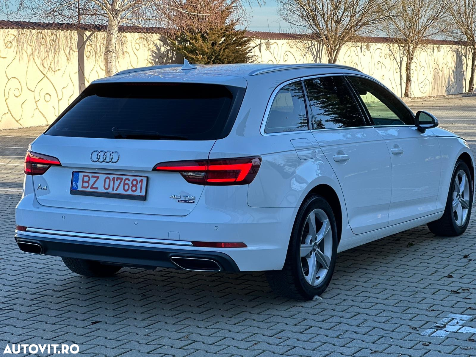 Audi A4 Avant 40 TDI S tronic quattro sport - 2