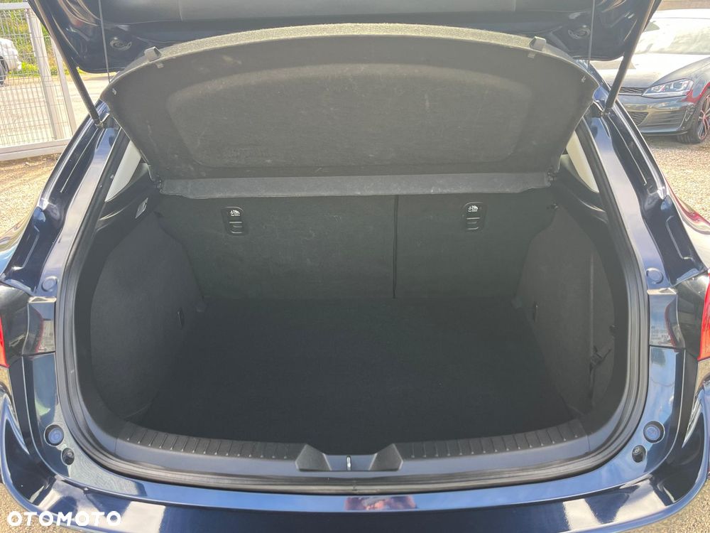 Mazda 3 SKYACTIV-G 120 Urban Limited - 10