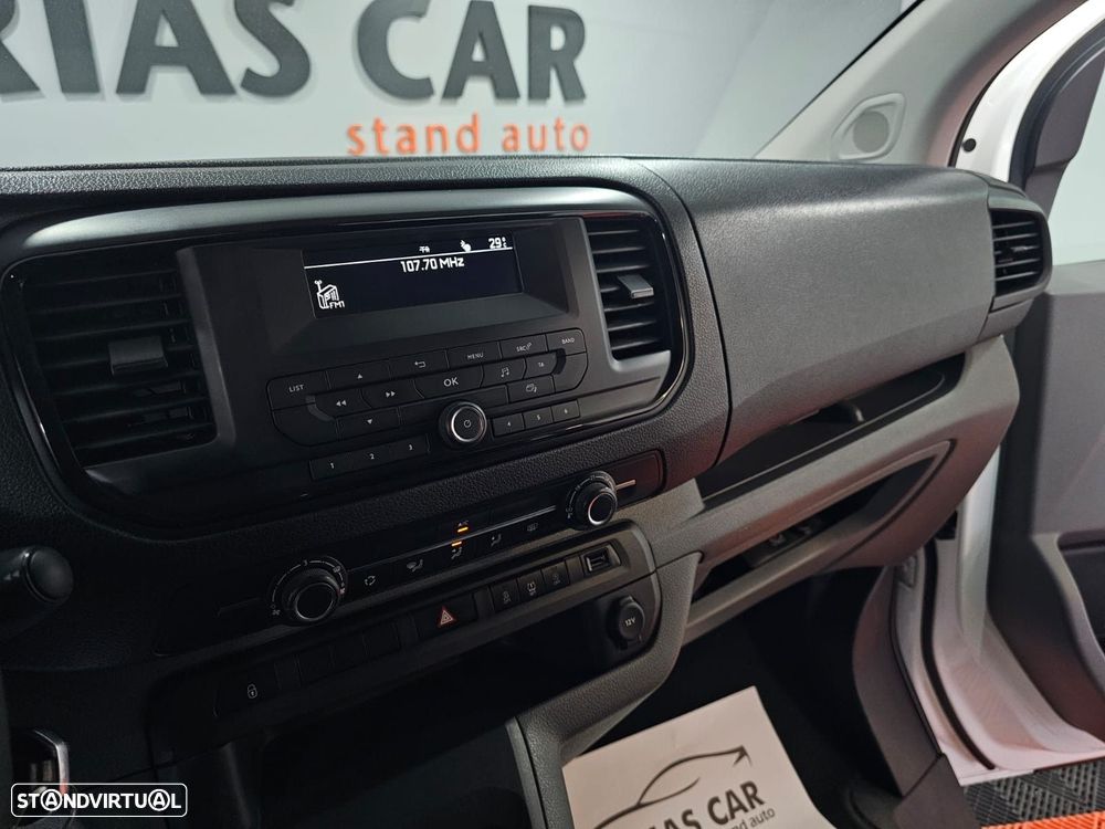 Opel Vivaro 1.5 CDTi L2H1 Essentia Inc - 18