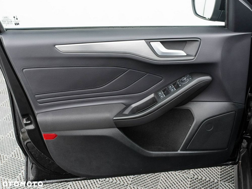 Ford Focus - 10
