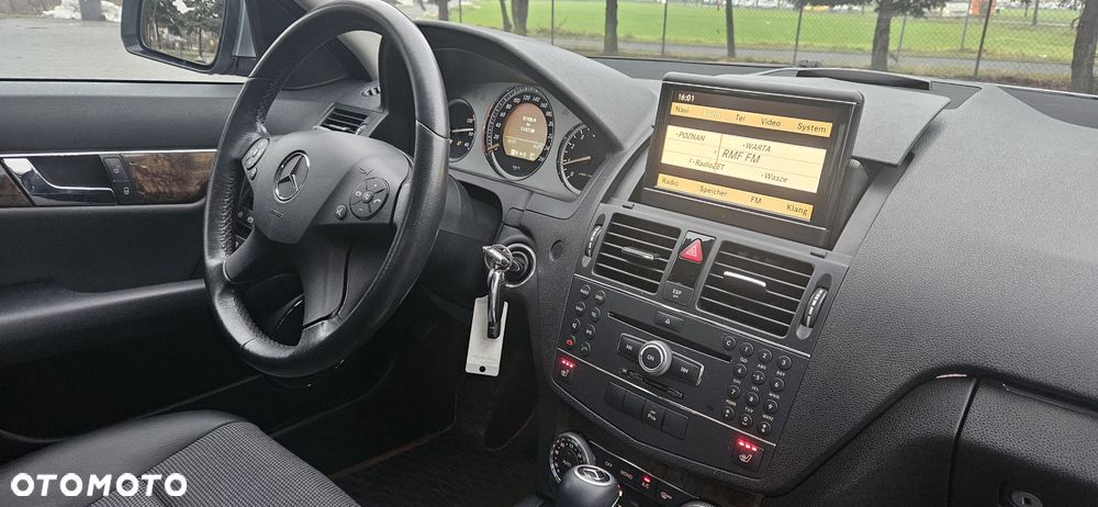 Mercedes-Benz Klasa C - 22
