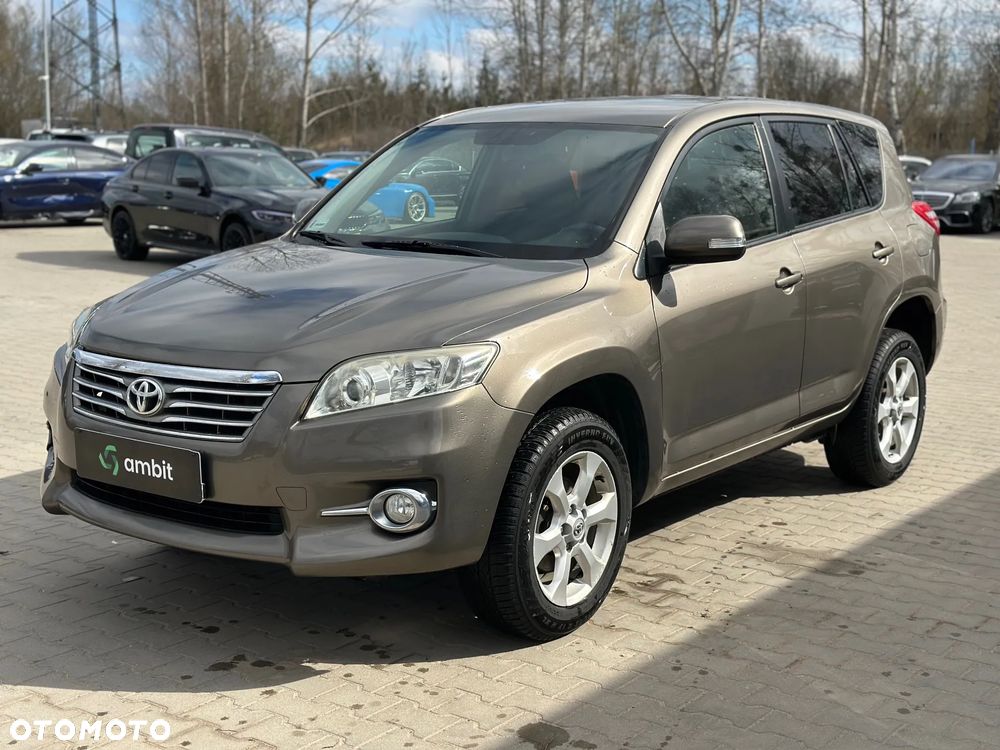 Toyota RAV4 - 3