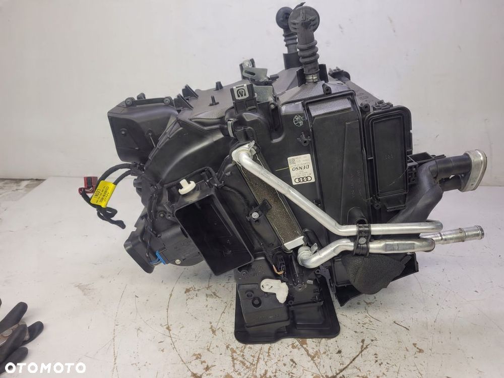 NAGRZEWNICA KOMPLETNA AUDI A6 C6 4F1820351AB - 2