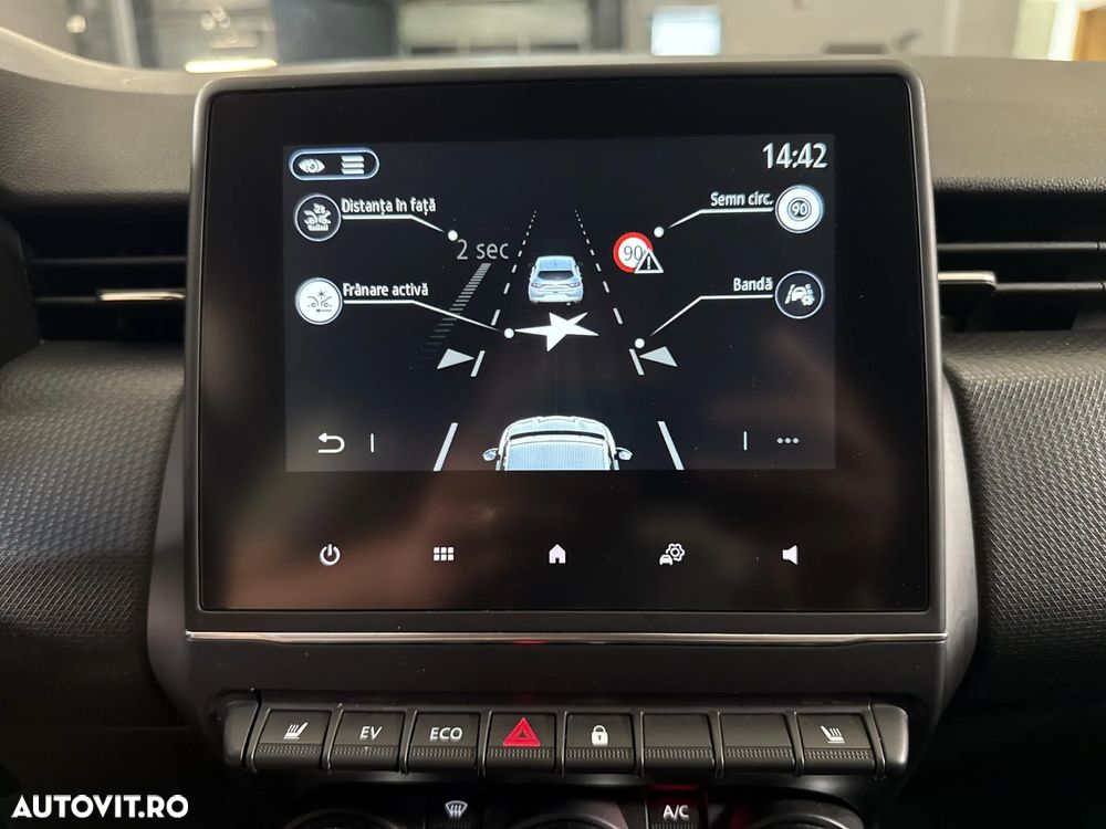 Renault Clio - 20