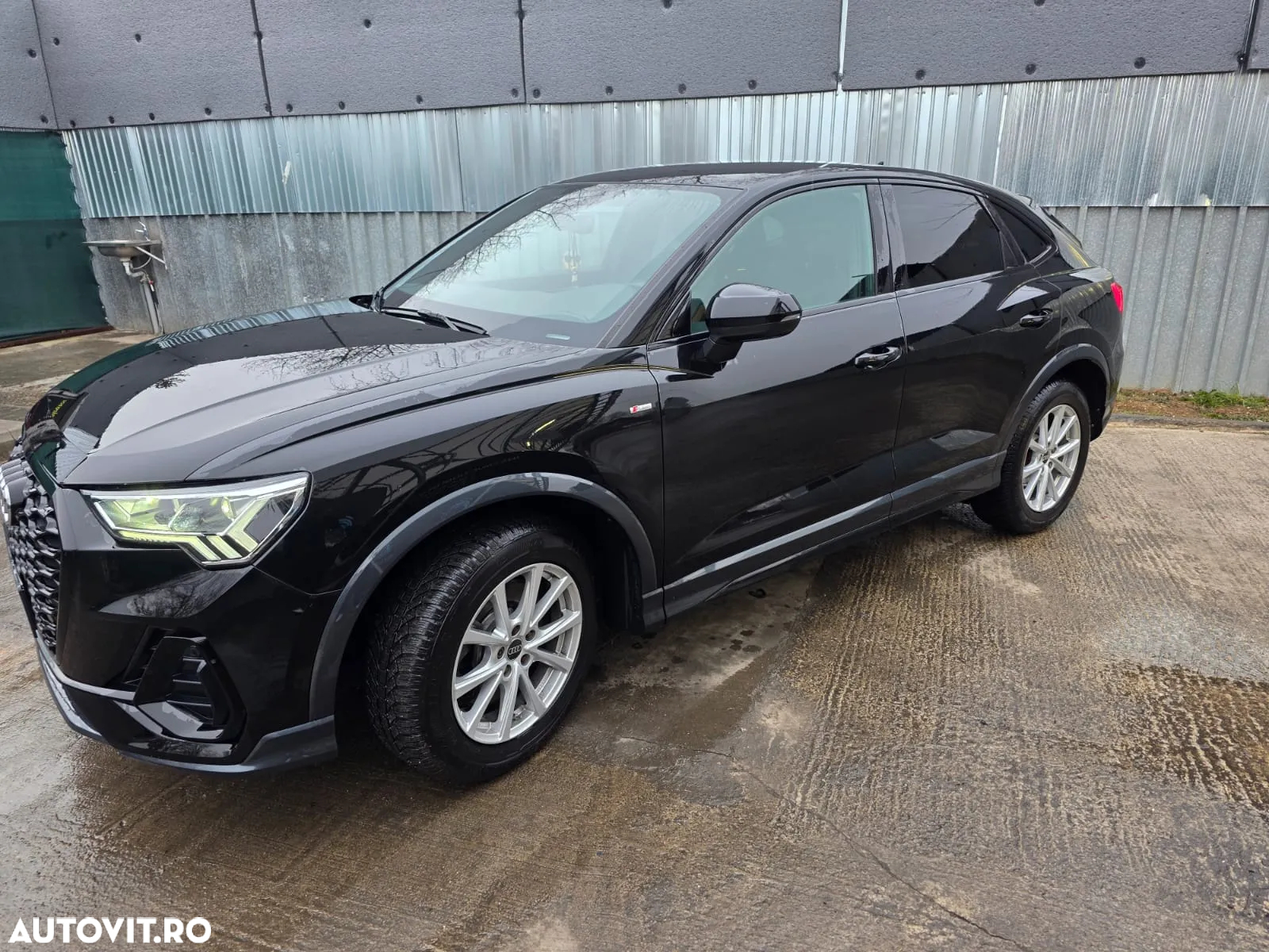 Audi Q3 2.0 40 TDI S tronic quattro S Line - 2