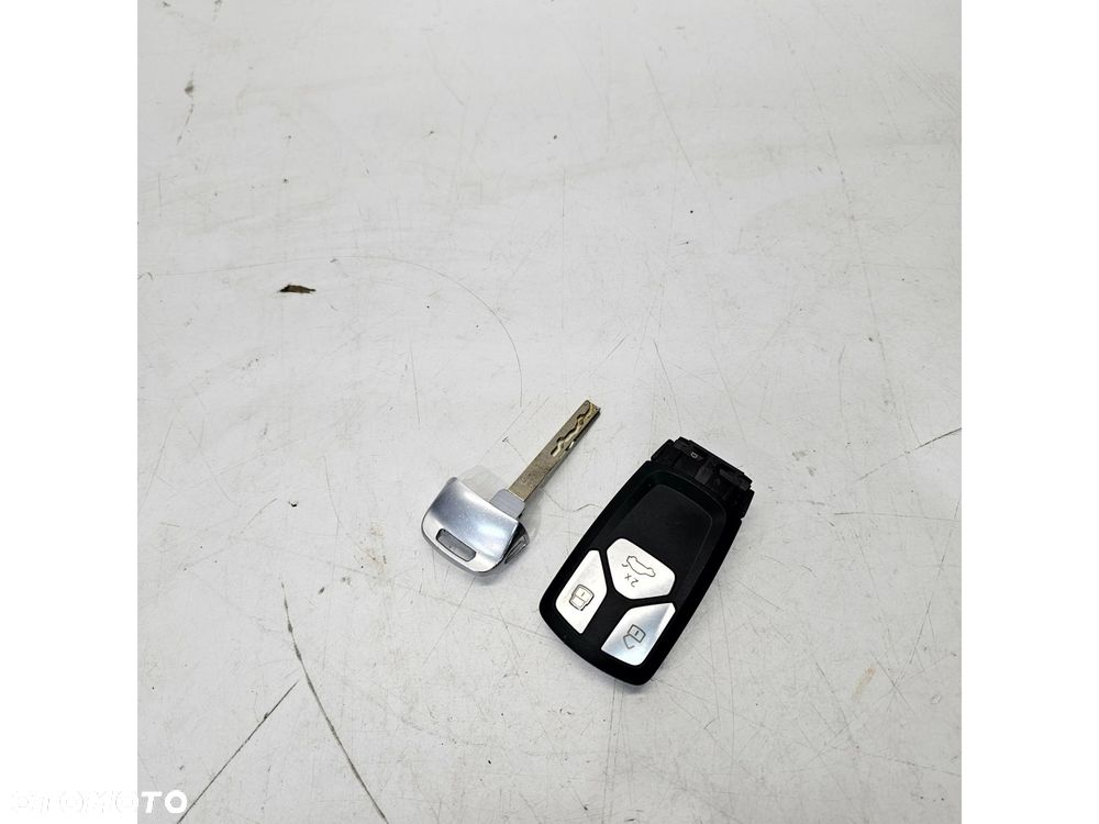 KLUCZYK PILOT KEYLESS AUDI Q5 FY A4 B9 A5 8W Q7 4M 4M0959754CF - 1