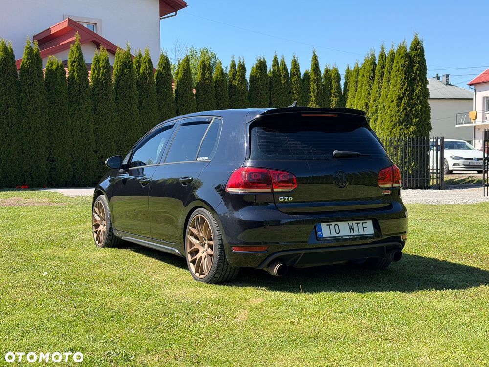 Volkswagen Golf 2.0 TDI DPF DSG GTD - 13