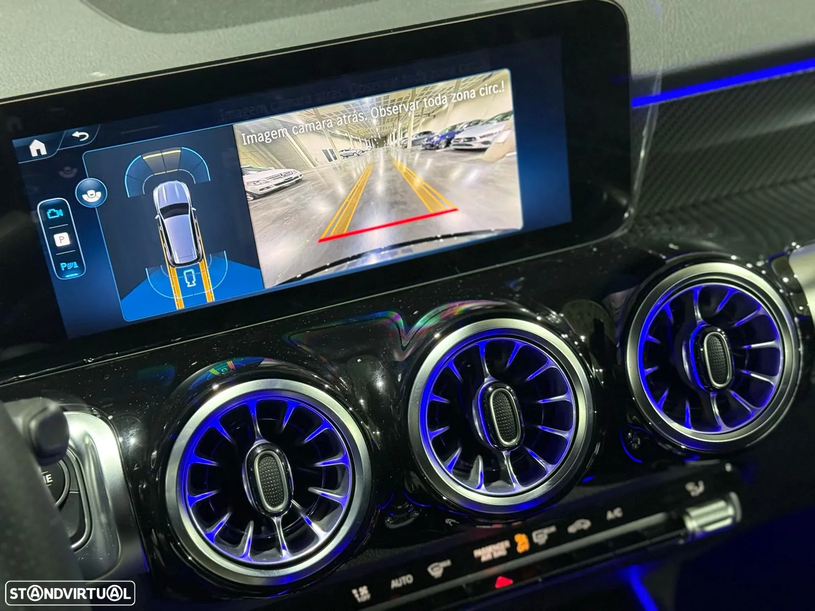 Mercedes-Benz GLB 200 d AMG Line - 15
