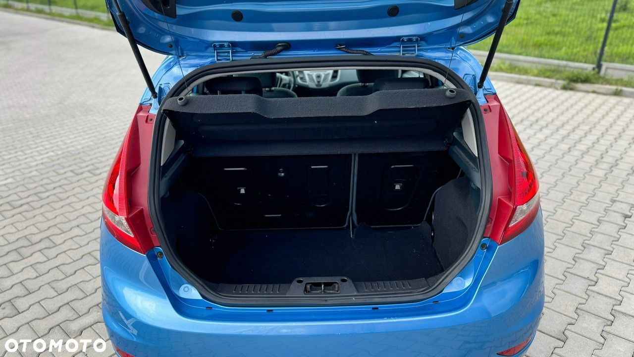 Ford Fiesta 1.25 Ambiente - 16