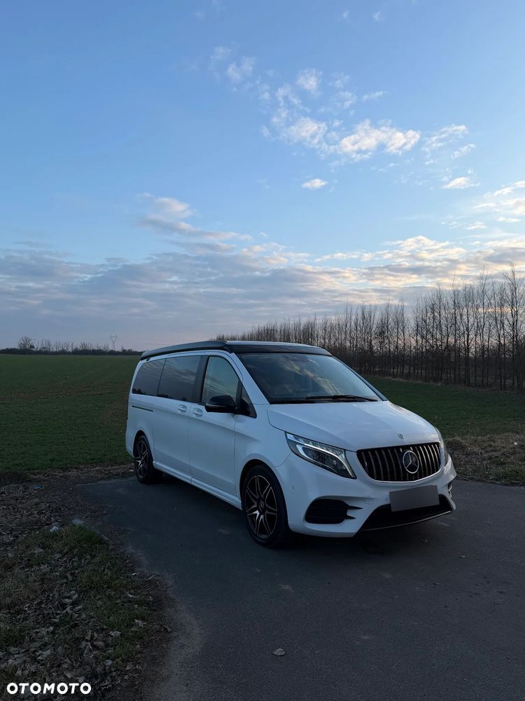 Mercedes-Benz Klasa V - 21