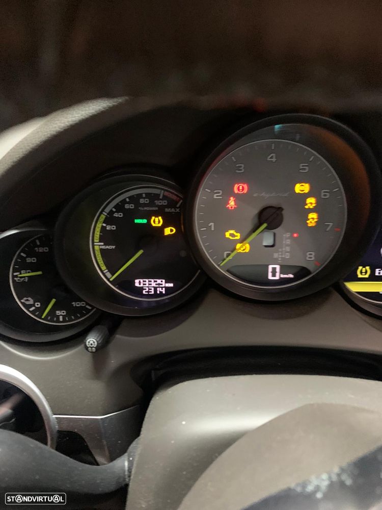 Porsche Cayenne S - 11