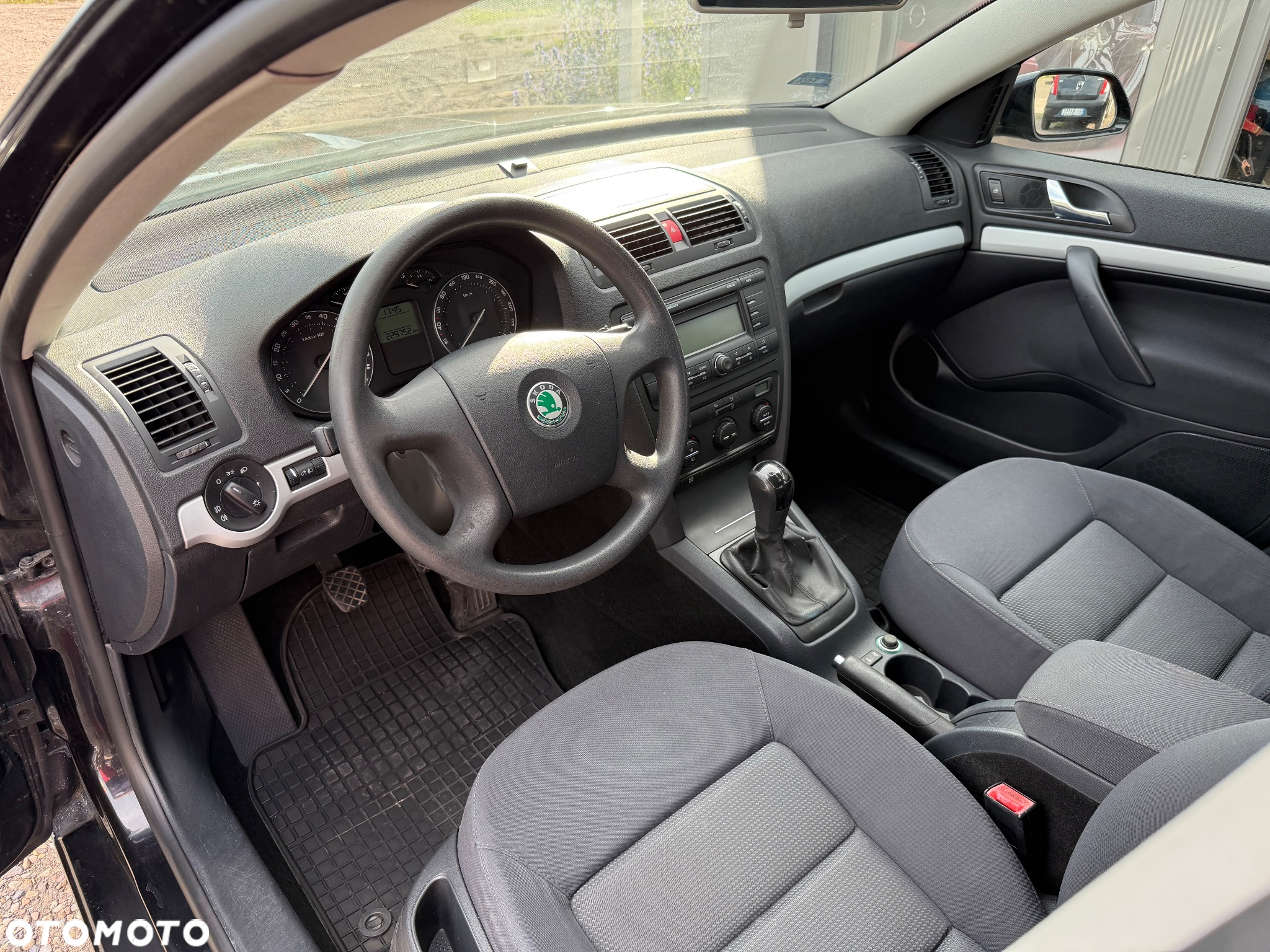 Skoda Octavia - 24