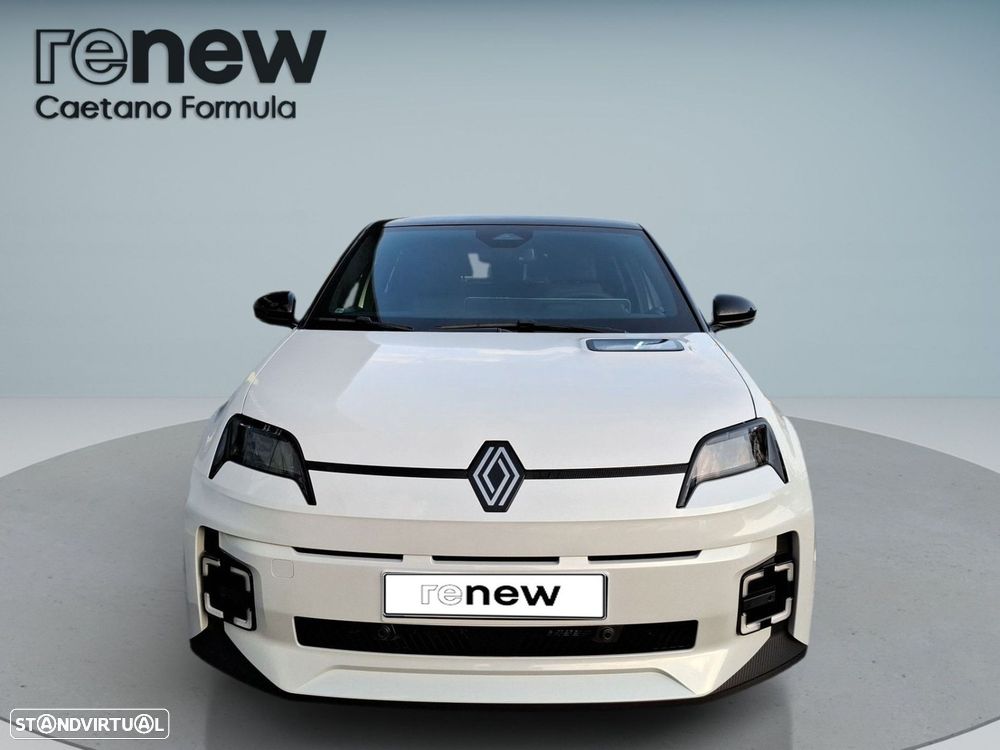Renault 5 E-Tech 2025 photo 2