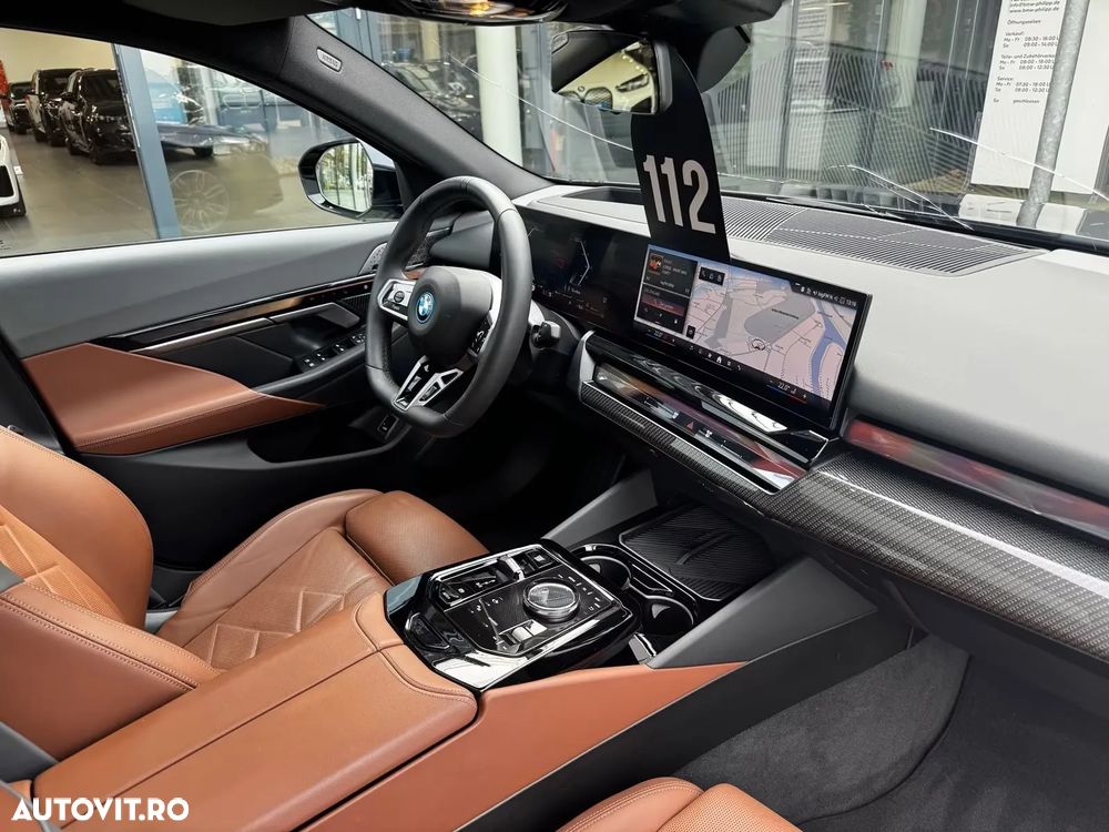 BMW Seria 5 550e xDrive Aut. - 14