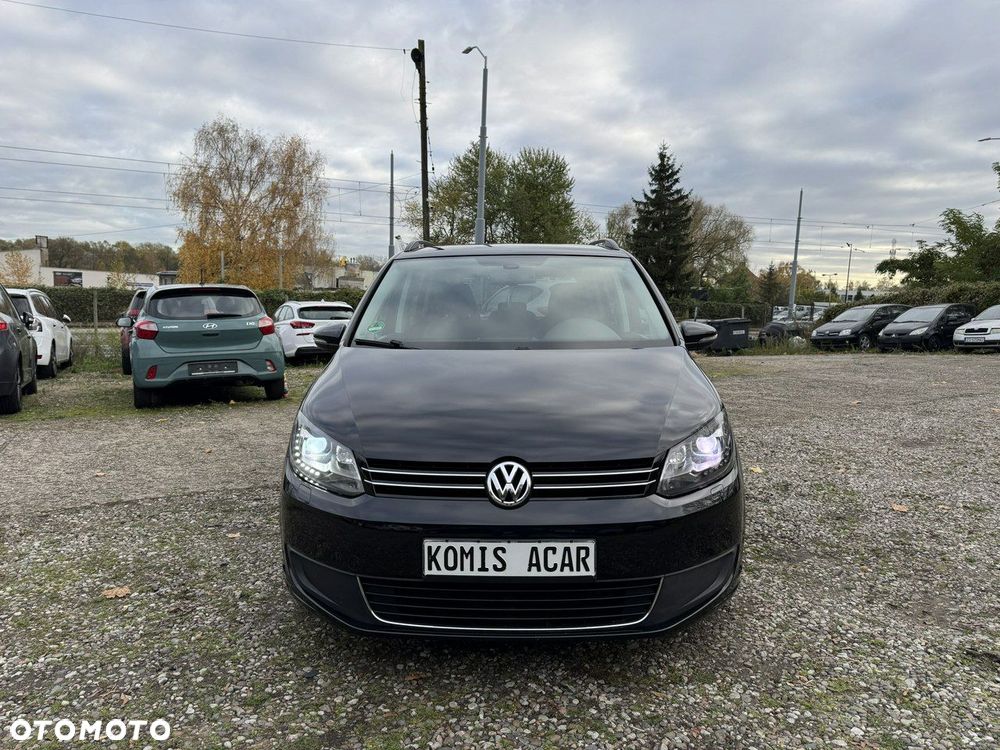 Volkswagen Touran - 35