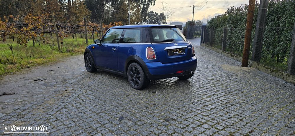 MINI 3 Portas One D - 5