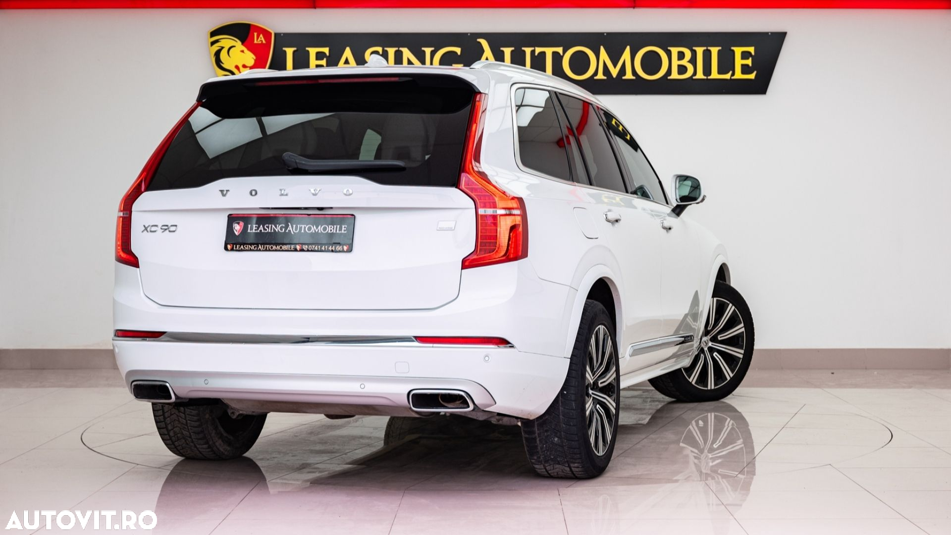 Volvo XC 90 T8 AWD Twin Engine Geartronic Inscription - 5