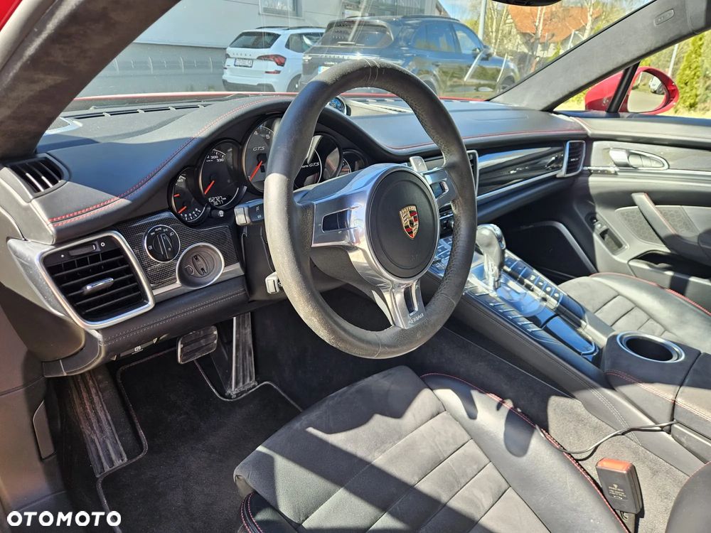 Porsche Panamera - 15