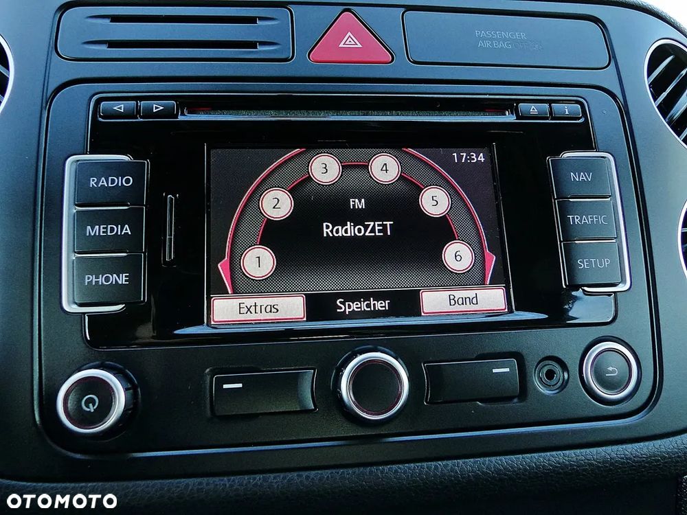 Volkswagen Golf Plus 2.0 TDI Comfortline - 32