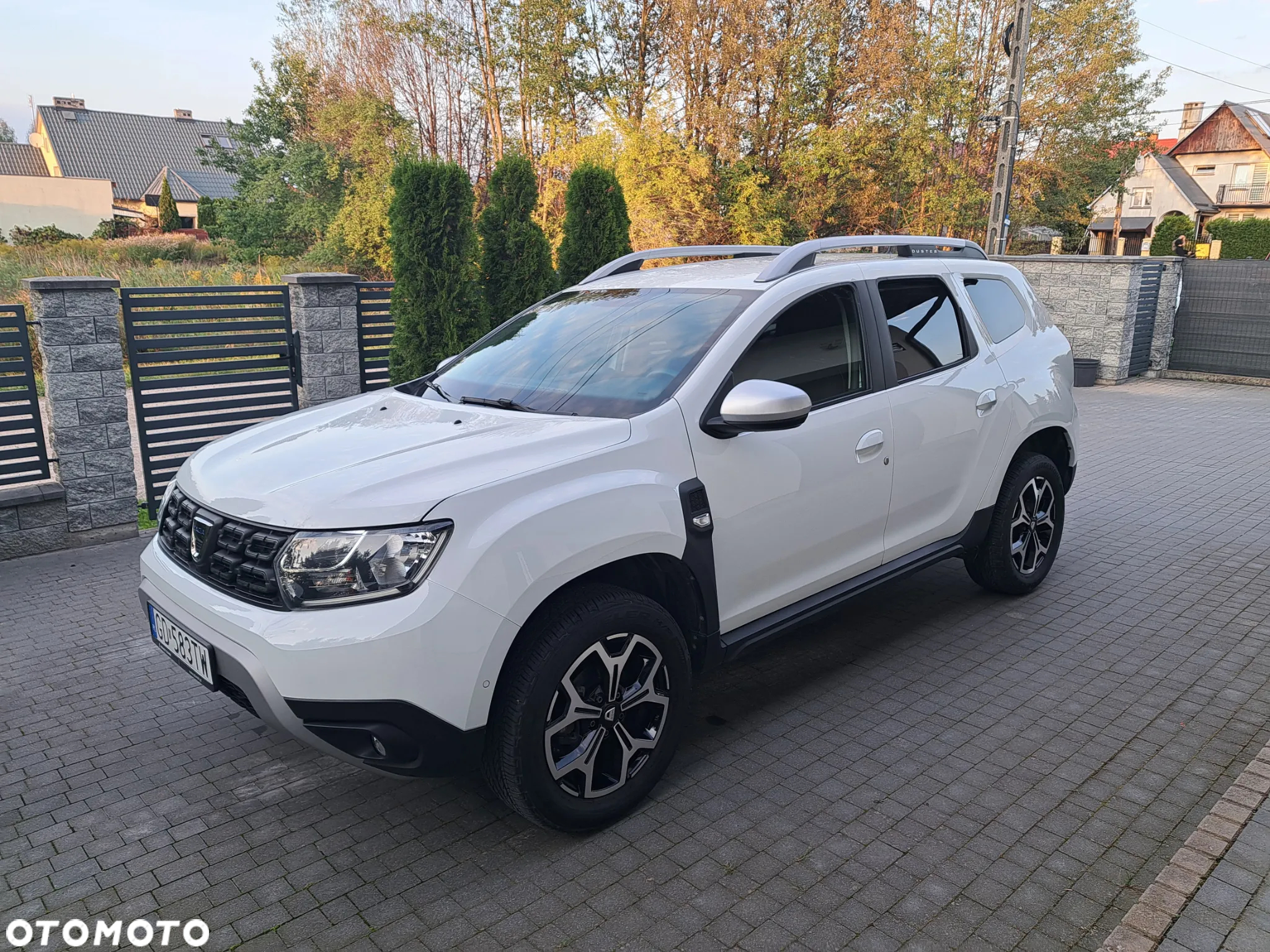 Dacia Duster 1.6 SCe Prestige - 10