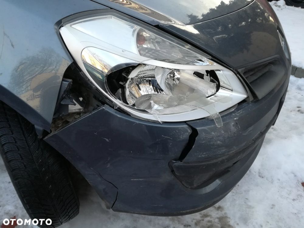 Renault Clio 1.2 16V Authentique - 11