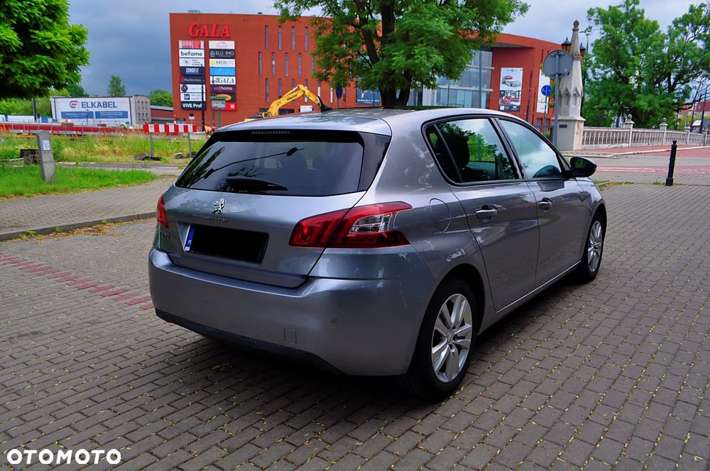 Peugeot 308 125 THP Allure - 3